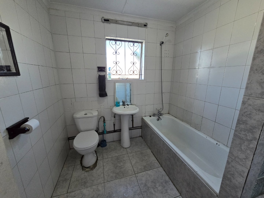 3 Bedroom Property for Sale in Westridge Western Cape